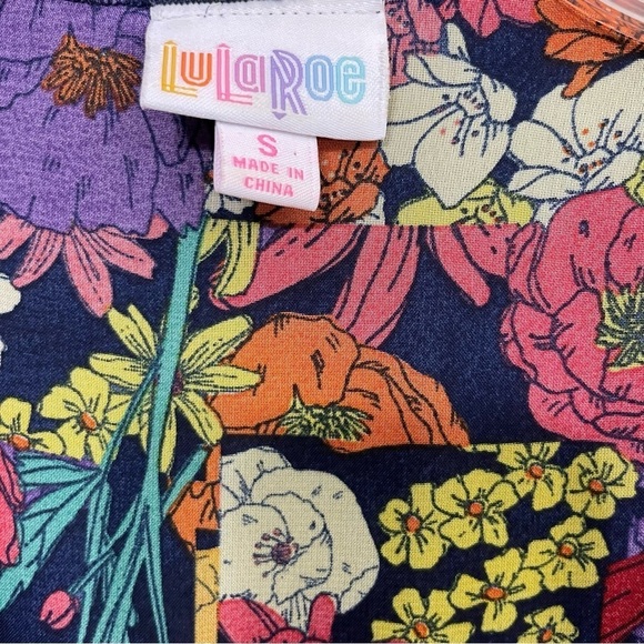 LuLaRoe Waterfall Kimono, Sheer, Vibrate Floral Design Size S - Picture 4 of 6